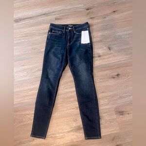 Athleta NWY Sculptek ultra skinny midnight jean in size 6.